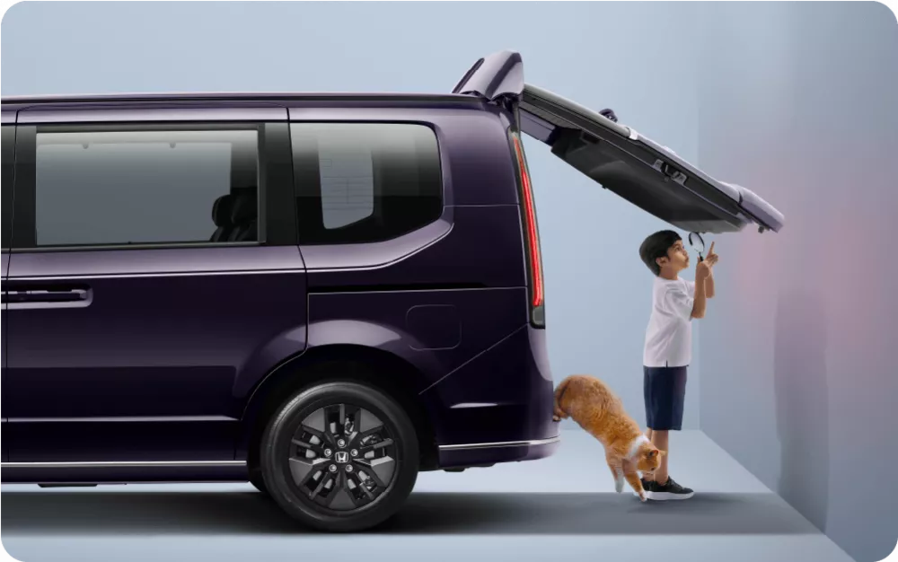 Power Tailgate with Memory Multi-Angle Adjustment