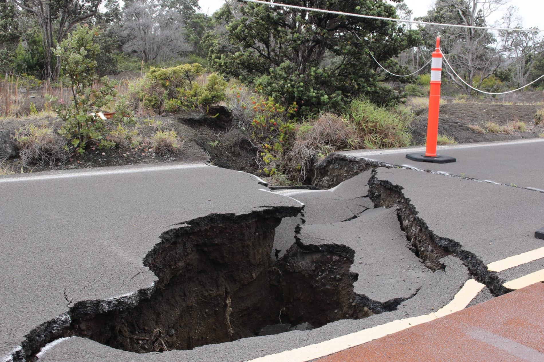 Gempa Bumi Saat Berkendara, Apa yang Harus Dilakukan?